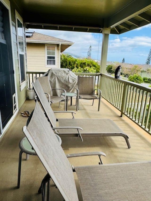 160 Kinohi Loa Loop, Wailuku, HI 96793 - view of patio with a balcony