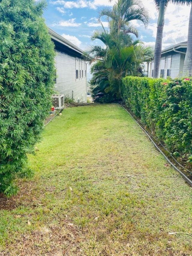 160 Kinohi Loa Loop, Wailuku, HI 96793 - view of grassy yard