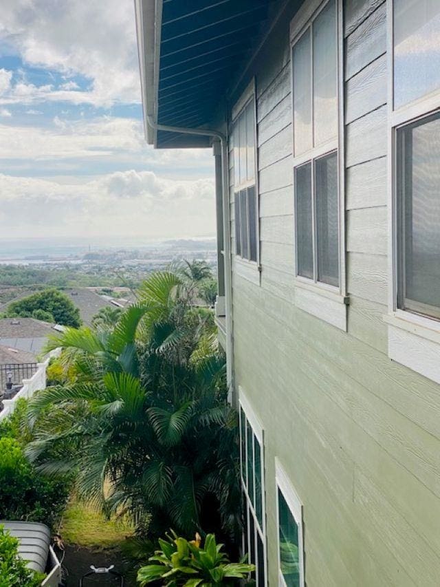 160 Kinohi Loa Loop, Wailuku, HI 96793 - view of side of home