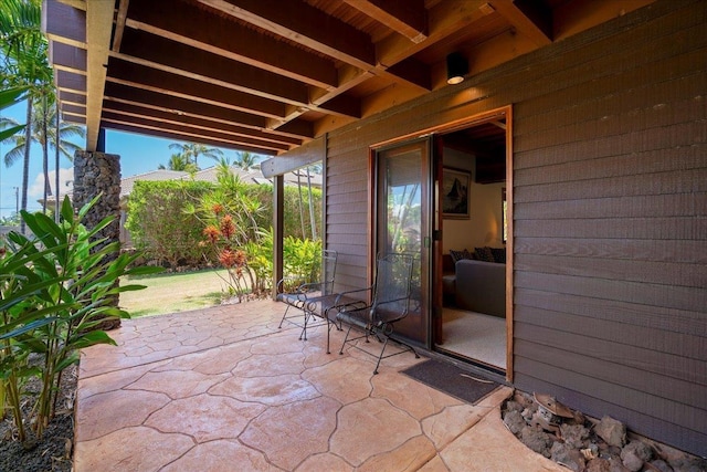 41 Pihaa St, Lahaina, HI 96761 - view of patio / terrace