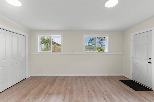 foyer entrance featuring light hardwood / wood-style floors