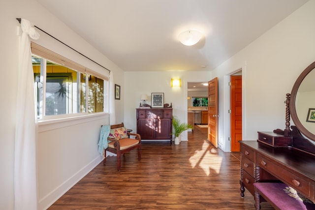 1220 W Kuiaha Rd, Haiku, HI 96708 - corridor featuring dark wood-style floors and baseboards