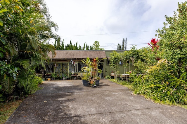 1220 W Kuiaha Rd, Haiku, HI 96708 - view of front of house