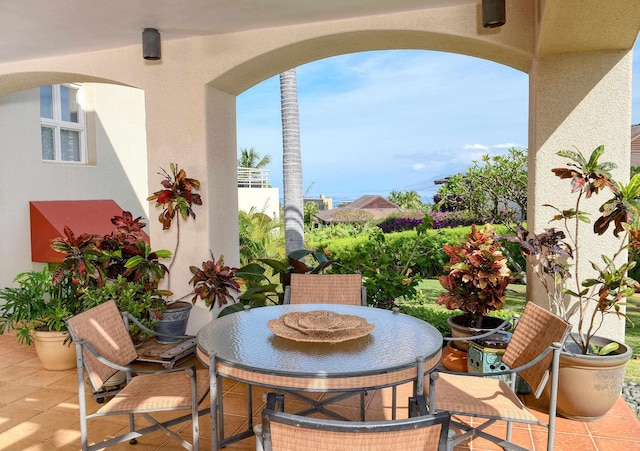 3150 Wailea Alanui Dr Unit 3807, Kihei, HI 96753 - balcony featuring a patio and outdoor dining space