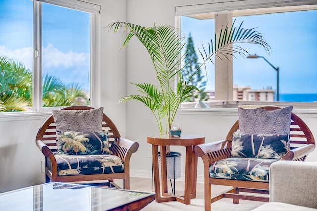 9 Fern Pl, Lahaina, HI 96761 - sitting room with a wealth of natural light