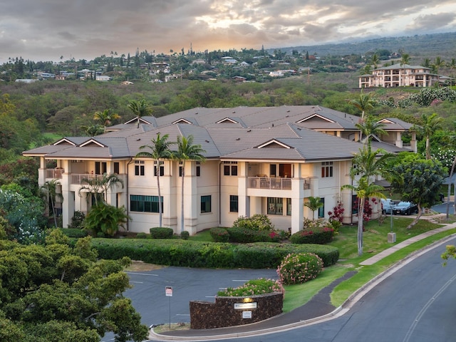 161 Wailea Ike Pl Unit D201, Kihei, HI 96753 - view of property at dusk