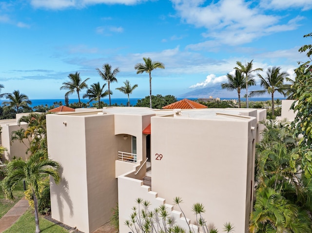 view of side of property featuring a mountain view