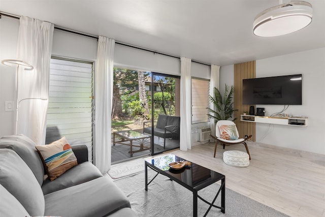 3559 Lower Honoapiilani Rd Unit 709, Lahaina, HI 96761 - living room with wood finished floors