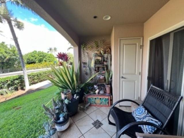 44 Kanani Rd Unit 1-104, Kihei, HI 96753 - view of patio / terrace