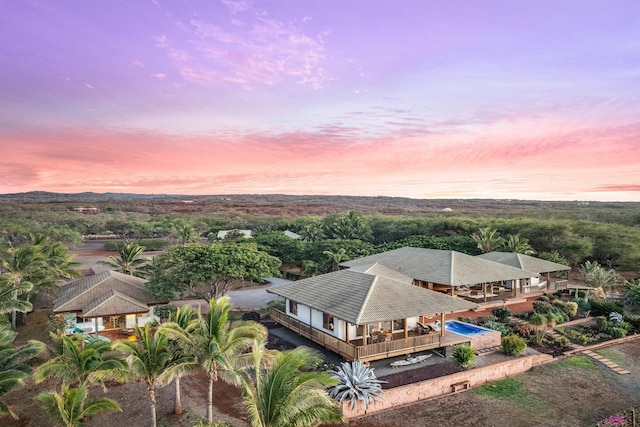 view of aerial view at dusk