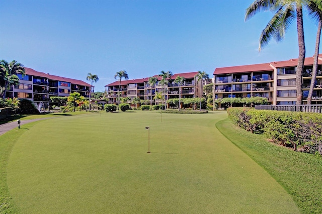 3543 Lower Honoapiilani Rd Unit B401-13B, Lahaina, HI 96761 - view of property's community featuring a putting area and golf course view