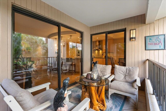 50 Nohea Kai Dr Unit 1-201, Lahaina, HI 96761 - sunroom with wood walls