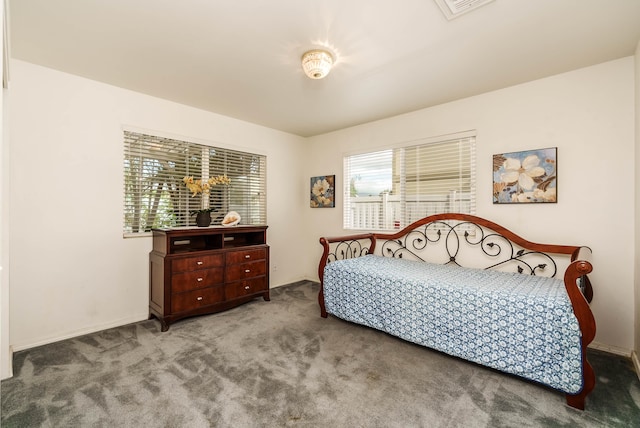 bedroom with carpet flooring