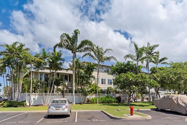 31 E Kuu Aku Ln Unit 206, Lahaina, HI 96761 - view of property featuring uncovered parking