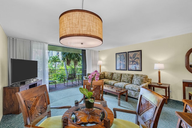 living room with carpet