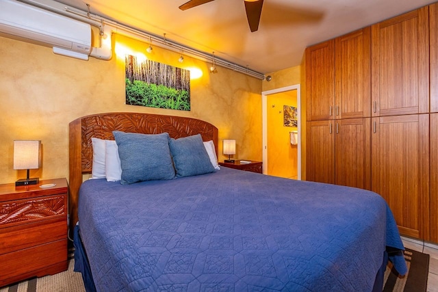 bedroom featuring ceiling fan