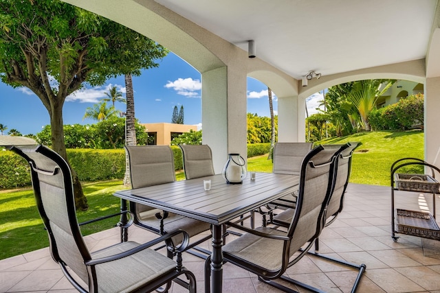 3200 Wailea Alanui Dr Unit 2105, Kihei, HI 96753 - view of patio featuring outdoor dining area