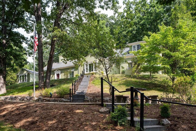 view of front of house