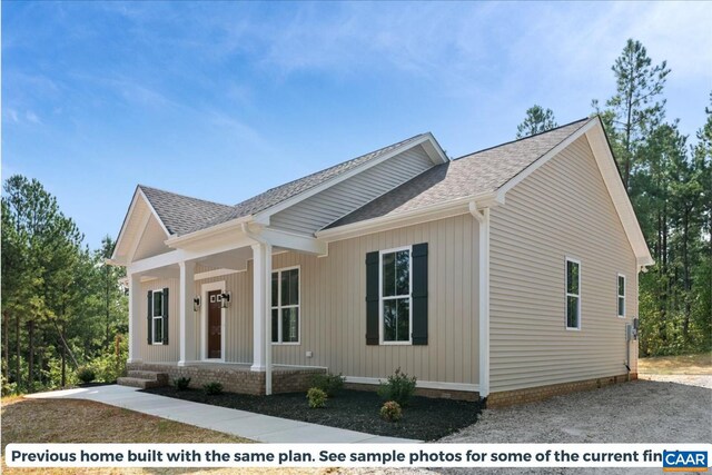 view of front of property featuring a porch