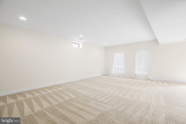 view of carpeted spare room