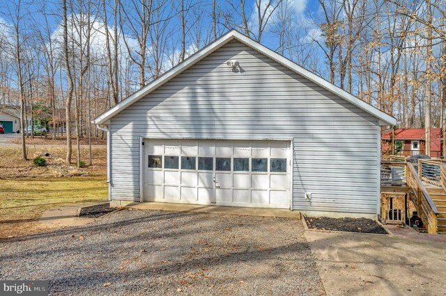 view of detached garage