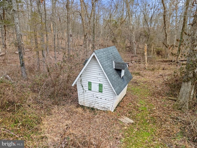 view of outbuilding