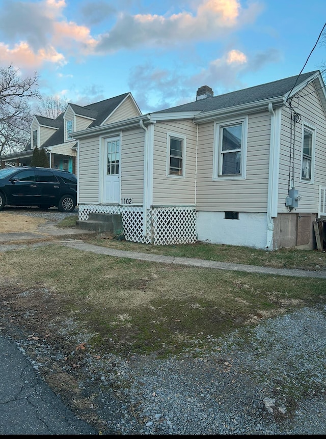 exterior space with a lawn