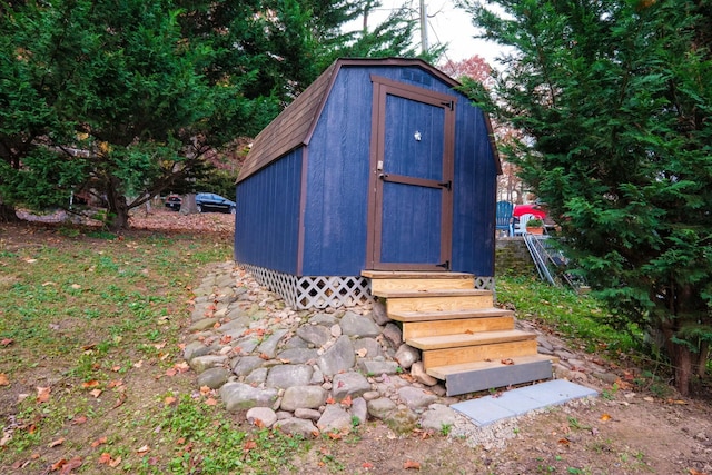 view of outbuilding