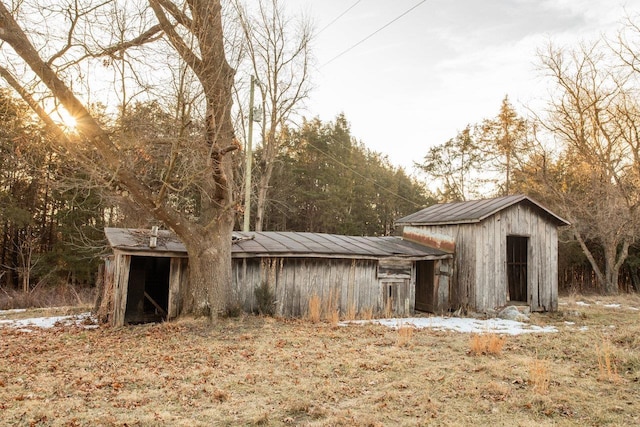 view of outbuilding