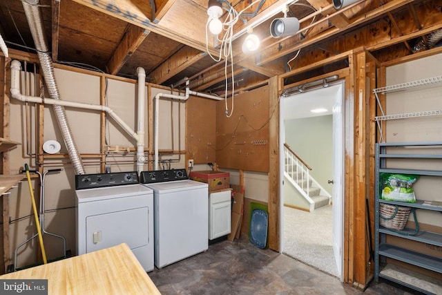 10718 Brice Ct, Fredericksburg, VA 22407 - laundry area featuring washer and clothes dryer and cabinet space