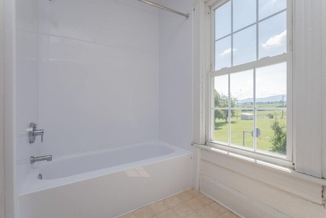 1221 Keezletown Rd, Weyers Cave, VA 24486 - full bathroom featuring shower / bath combination