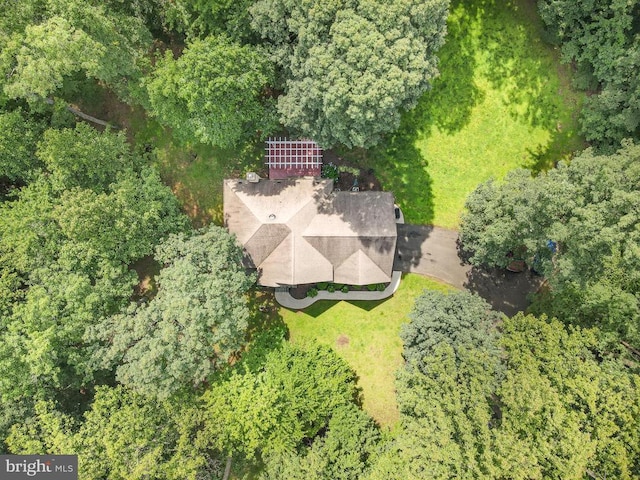  - aerial view of property and surrounding area
