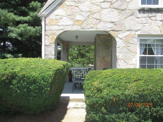 835 Rosser Ave, Waynesboro, VA 22980 - entrance to property featuring stone siding and a porch