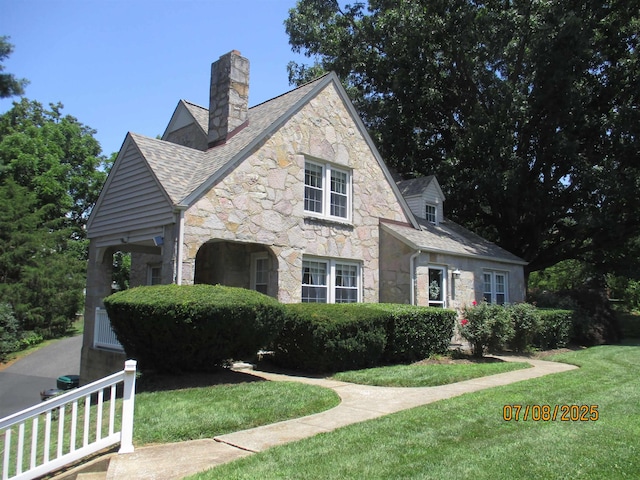 835 Rosser Ave, Waynesboro, VA 22980 - view of front of property featuring stone siding, a chimney, and a front yard