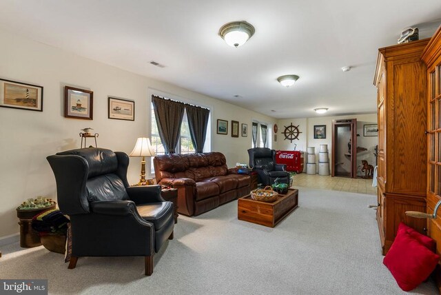 15103 Jenkins Hill Ln, Culpeper, VA 22701 - living room featuring carpet floors