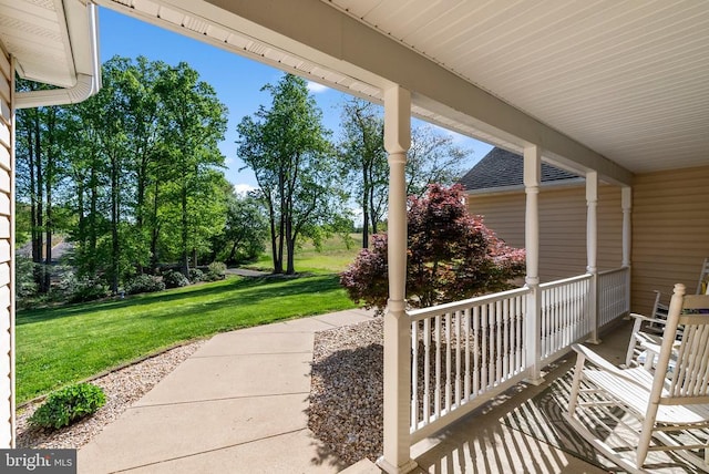 15103 Jenkins Hill Ln, Culpeper, VA 22701 - view of patio with covered porch
