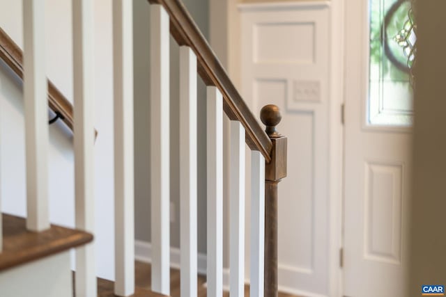 1601 Antoinette Ave, Charlottesville, VA 22903 - view of stairway