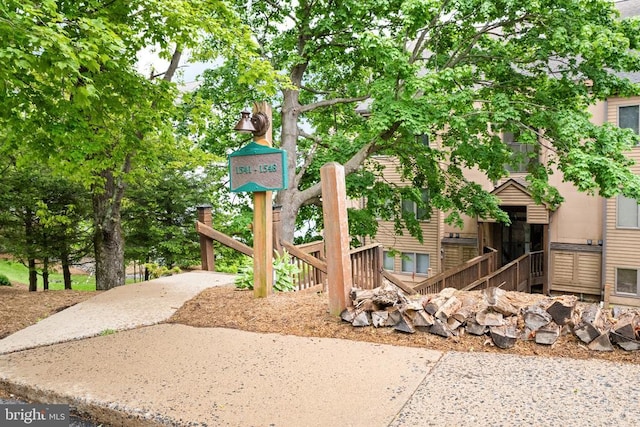 1545 Cliffs, Roseland, VA 22967 - view of playground with stairway