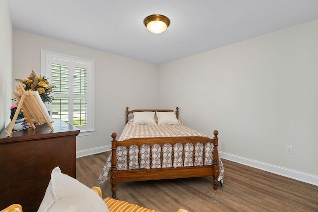170 Lindburgh Dr, Waynesboro, VA 22980 - bedroom with wood finished floors and baseboards