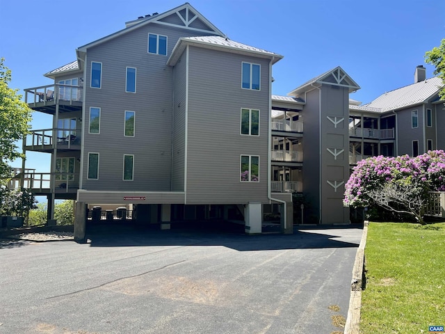 1808 High Ridge Ct, Condos, Wintergreen Resort, VA 22967 - view of apartment building / complex