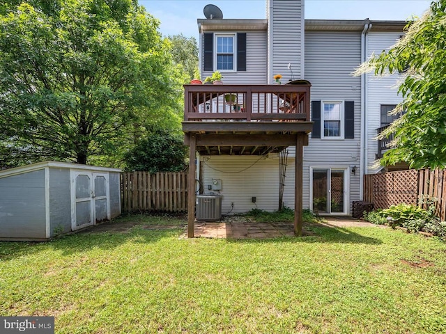 33 Pepper Tree Ct, Warrenton, VA 20186 - rear view of property with a storage shed, a chimney, and a wooden deck