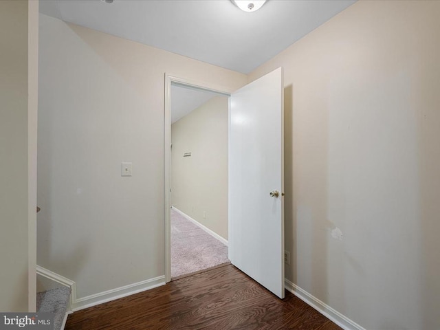33 Pepper Tree Ct, Warrenton, VA 20186 - hallway with wood finished floors and baseboards