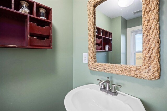 6772 S E Side Hwy, Elkton, VA 22827 - bathroom with a sink