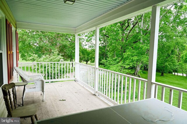 13498 Chesterfield Ln, Culpeper, VA 22701 - view of porch