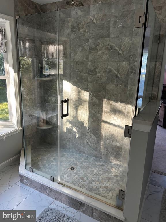 13498 Chesterfield Ln, Culpeper, VA 22701 - full bathroom featuring a stall shower and tile patterned flooring