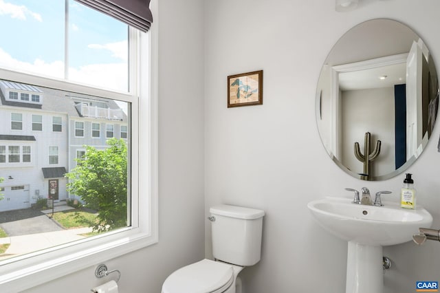 bathroom featuring toilet