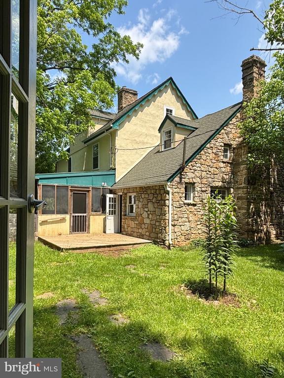 329 Old Bridge Rd, Amissville, VA 20106 - photo 8