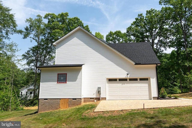 29 Dove Ct, Bumpass, VA 23024 - view of side of home featuring crawl space, a garage, a yard, roof with shingles, and driveway