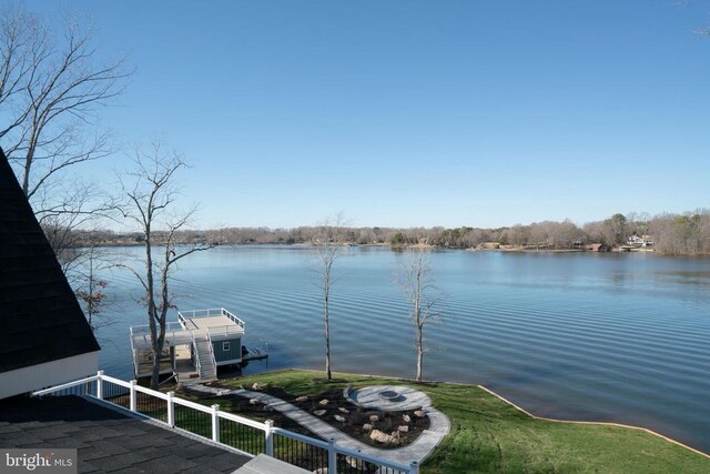 3 Carrs Bridge Rd, Lake Anna, Bumpass, VA 23024 - water view featuring fence