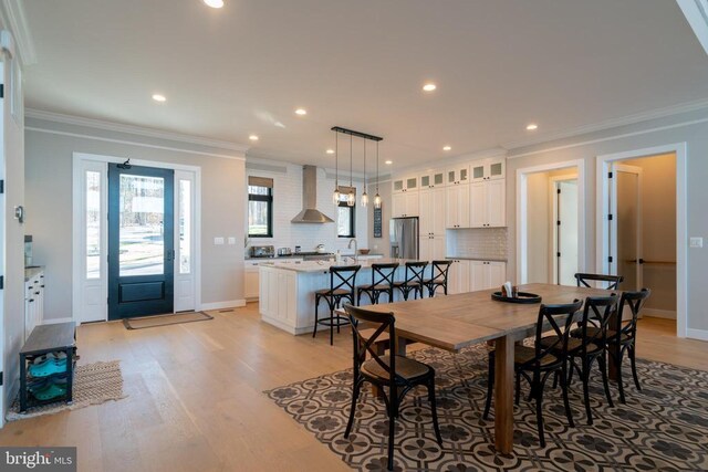 3 Carrs Bridge Rd, Lake Anna, Bumpass, VA 23024 - dining area with light wood-type flooring, crown molding, baseboards, and recessed lighting